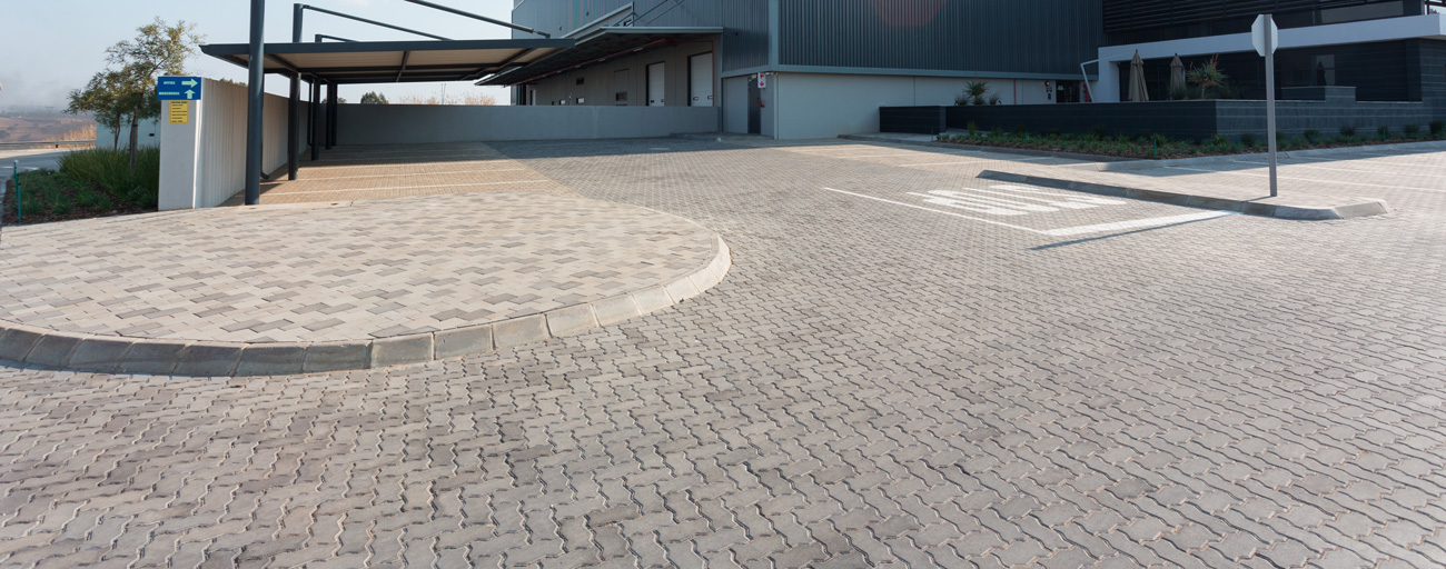 interlock driveway paving